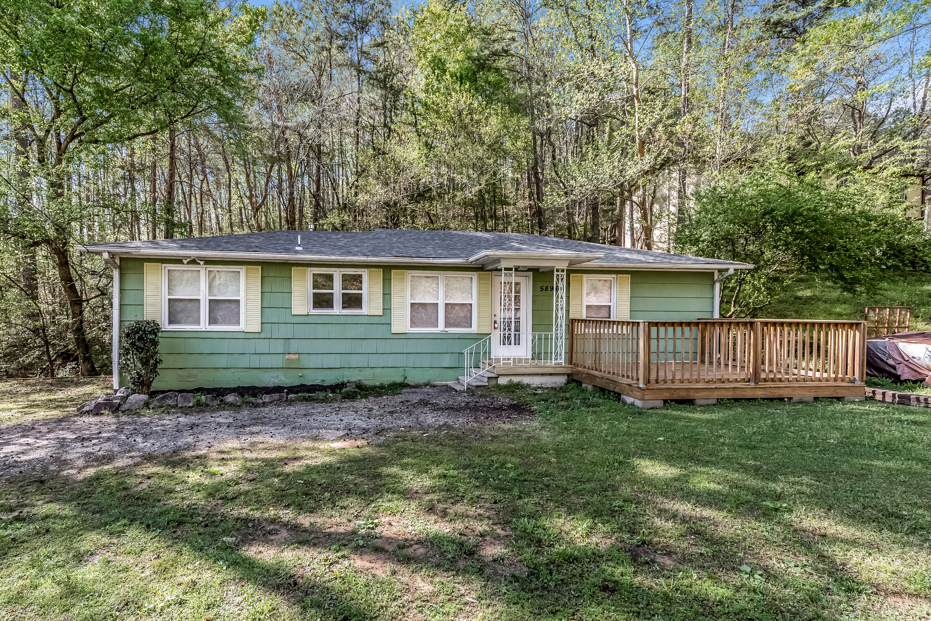 5896 Old Springville Rd Pinson, AL 35126